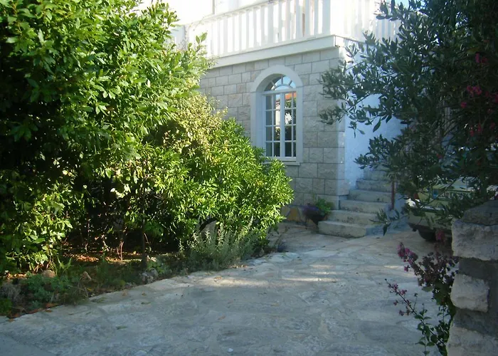 Green Court Korčula